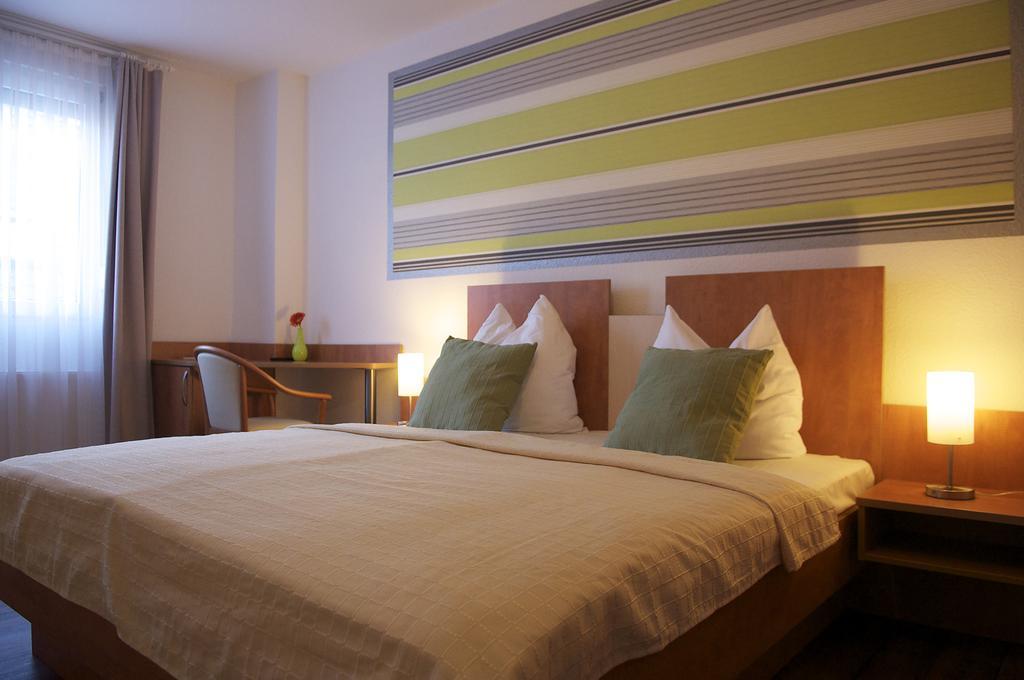 Hotel Vier Loewen Traben-Trarbach Pokój zdjęcie