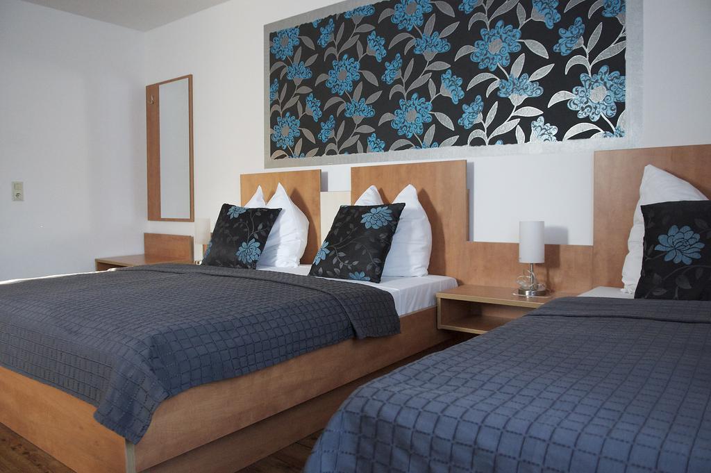 Hotel Vier Loewen Traben-Trarbach Zewnętrze zdjęcie