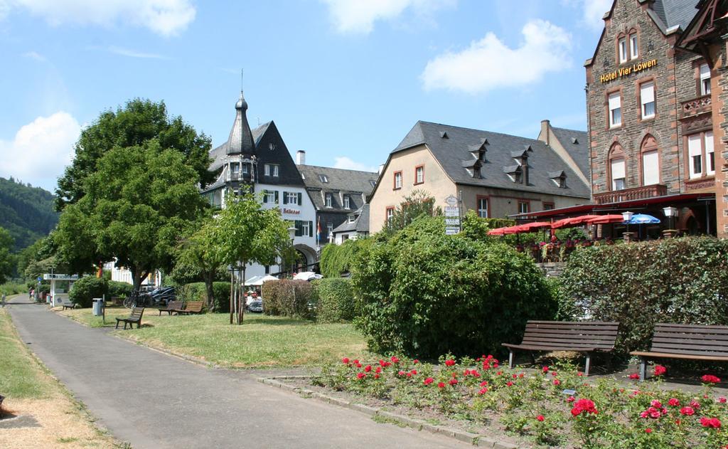 Hotel Vier Loewen Traben-Trarbach Zewnętrze zdjęcie